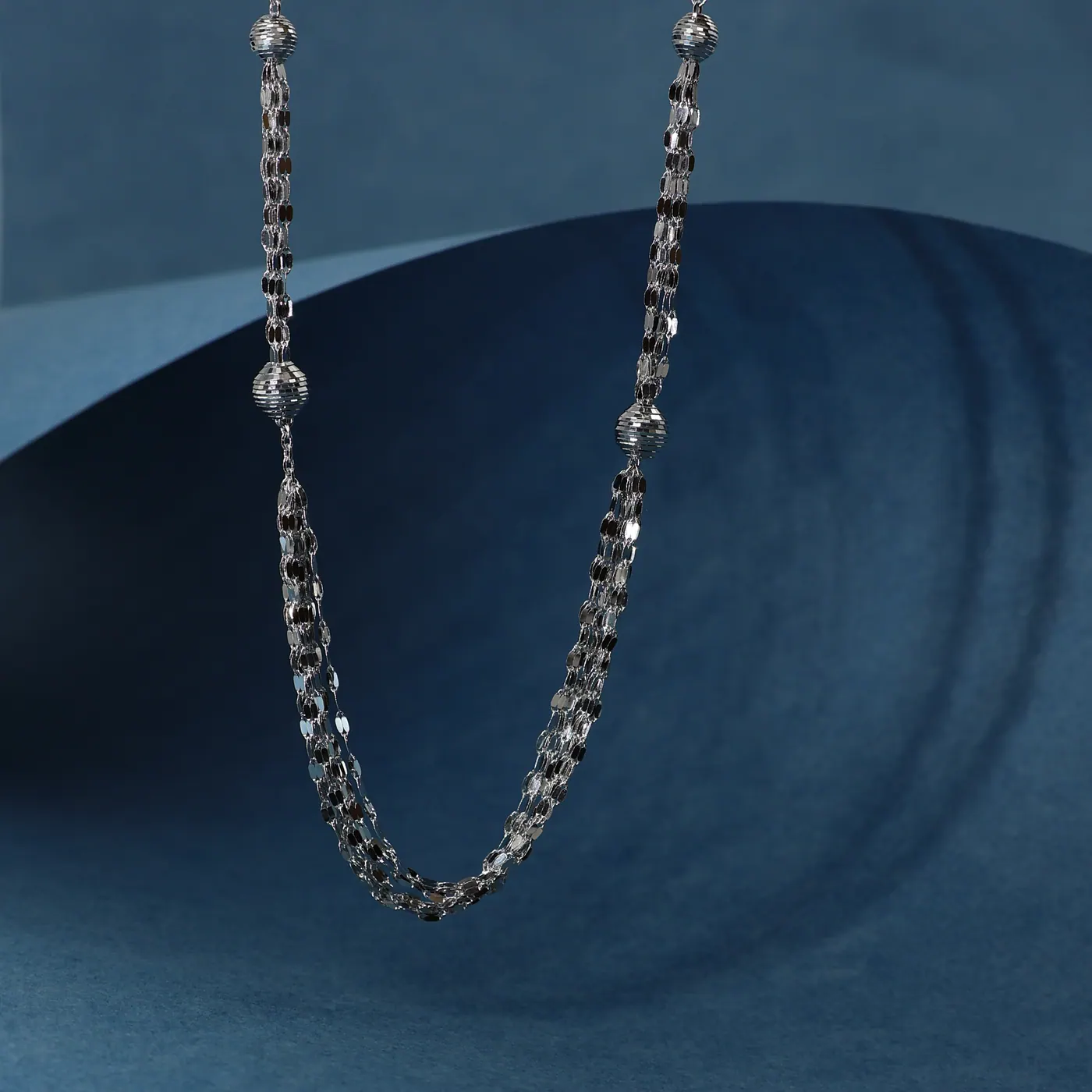 Platinum jewellery photograph