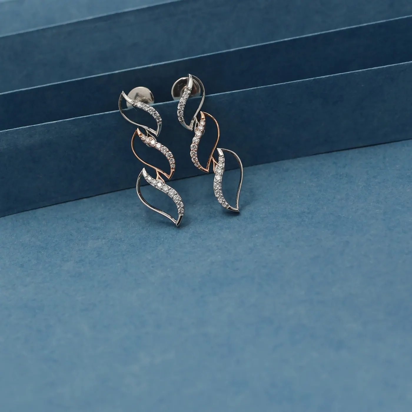 Platinum jewellery photograph