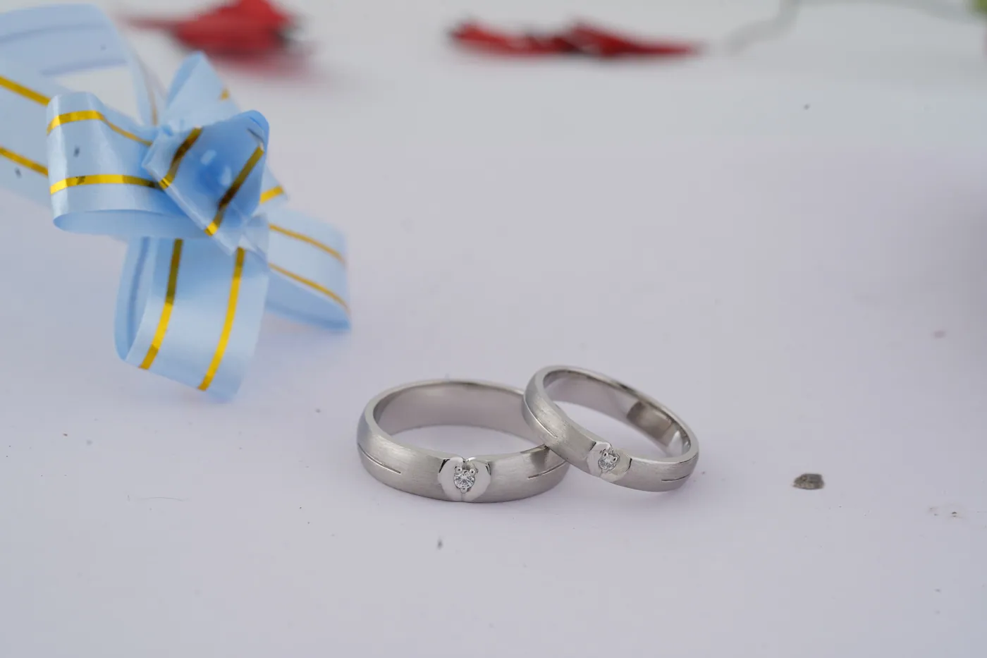 Platinum jewellery for couples