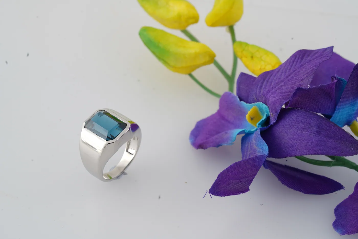 Platinum jewellery for men