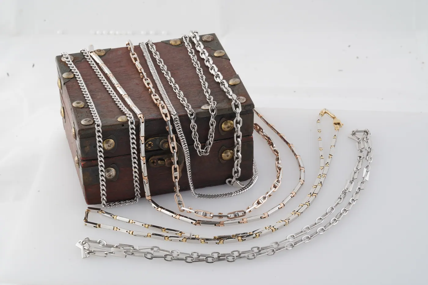 Platinum jewellery for men